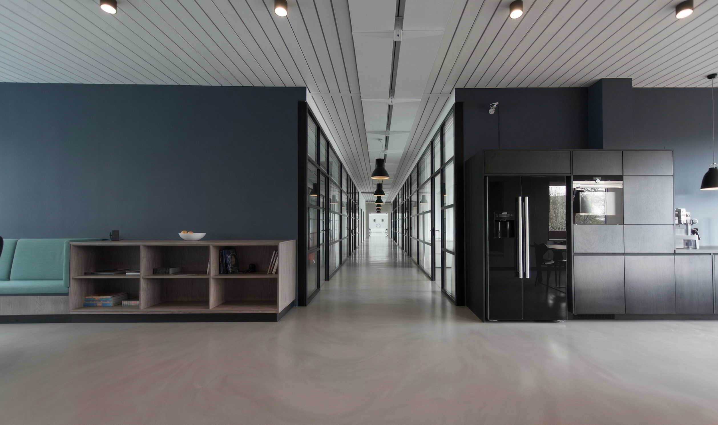 White CAD studio